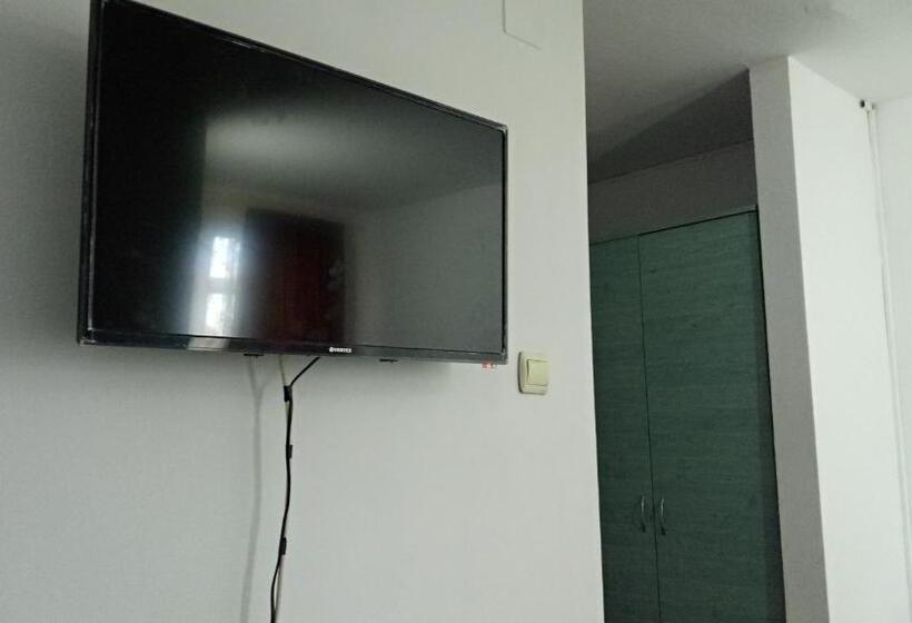 חדר סטנדרט, La Conu Iancu