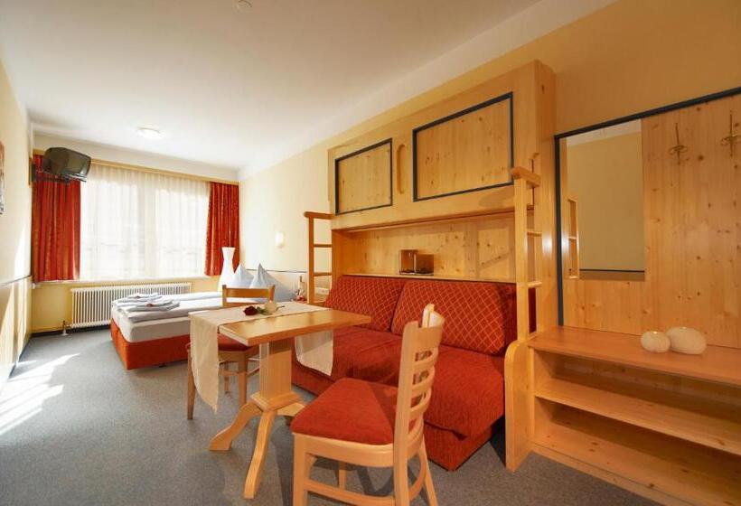 غرفة قياسية ثلاثية, Hubertushof