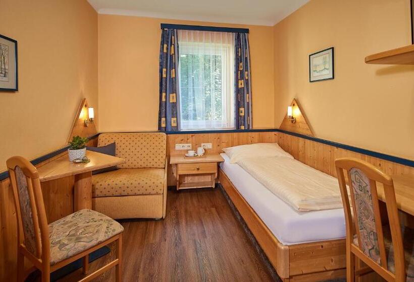 غرفة قياسية فردية, Hubertushof