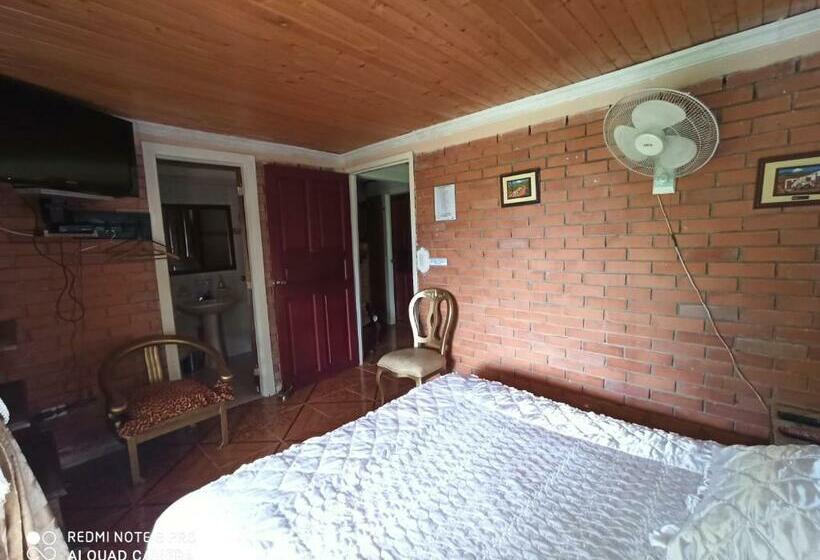 Номер Deluxe, Villa Monica