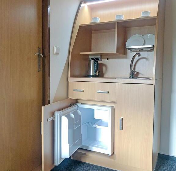 스탠다드 트리플 룸, Penzion Sally