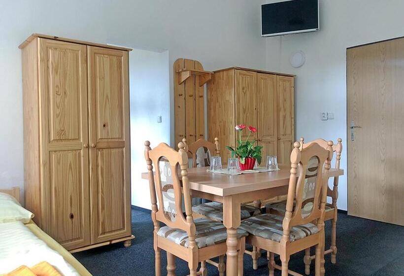 패밀리 룸, Penzion Sally