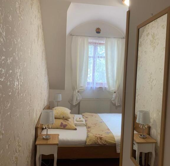 スタンダードトリプルルーム, Penzion Trámky