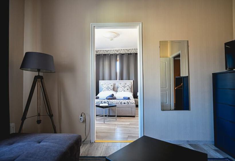 غرفة ديلوكس, Végvári Hotel Eger