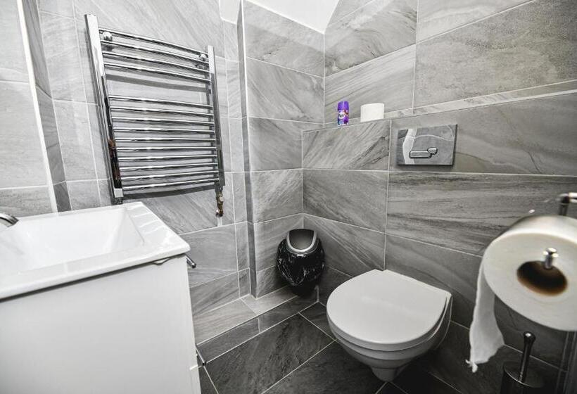 غرفة ديلوكس, Végvári Hotel Eger