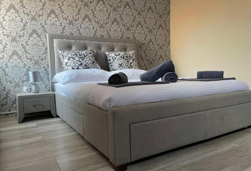 غرفة سوبيريور عائلية, Végvári Hotel Eger