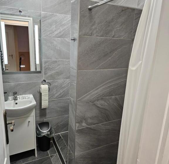 شقة غرفتين, Végvári Hotel Eger