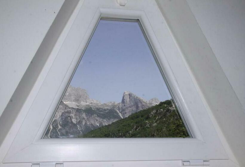 스탠다드 룸, Bujtina Polia