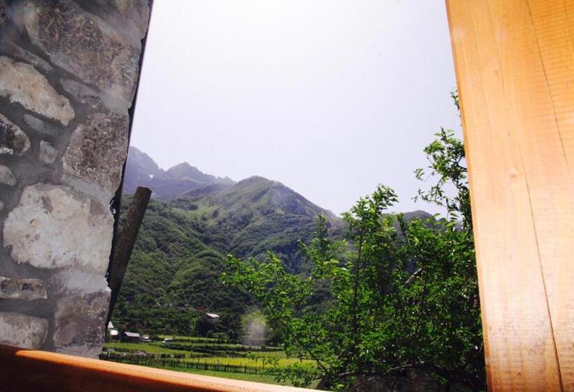 4인용 스탠다드 룸, Bujtina Polia