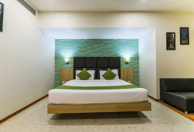 キングサイズベッドのデラックスルーム, Magnus Star Residency Koregaon Park Annexe