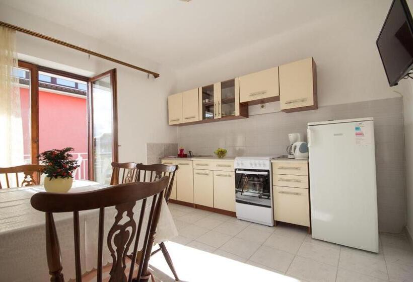 Апартаменты 2 Спальни, Villa Maria