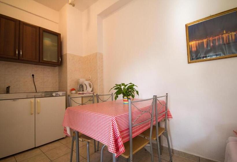 Апартаменты 1 Спальня, Villa Maria