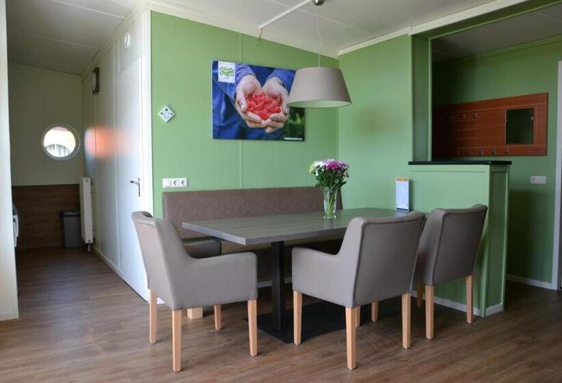 Апартаменты 4 Спальни, Bungalow 8 Personen