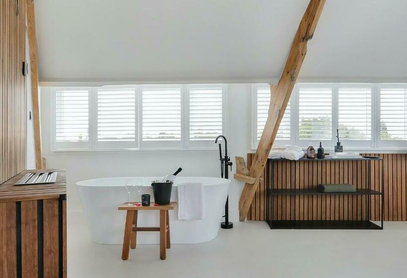 جناح سوبيريور, Boutique Hotel Hippe Hendrik