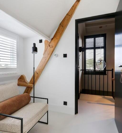 جناح سوبيريور, Boutique Hotel Hippe Hendrik