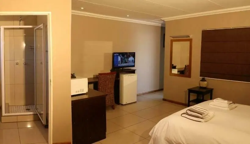 スタンダードインサイドビュールーム, Kleinplasie Guesthouse