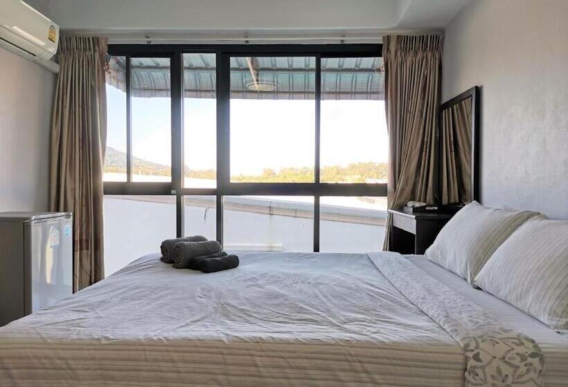 اتاق استاندارد, Nice Nap Hostel