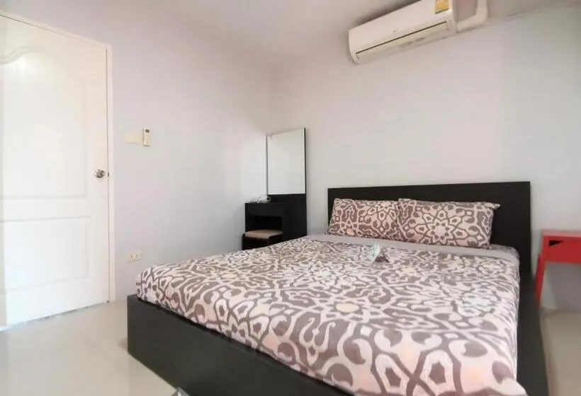 バルコニー付きスタンダードルーム, Nice Nap Hostel