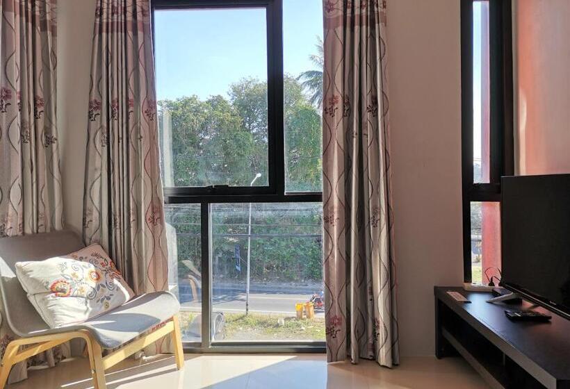 اتاق استاندارد با بالکن, Nice Nap Hostel