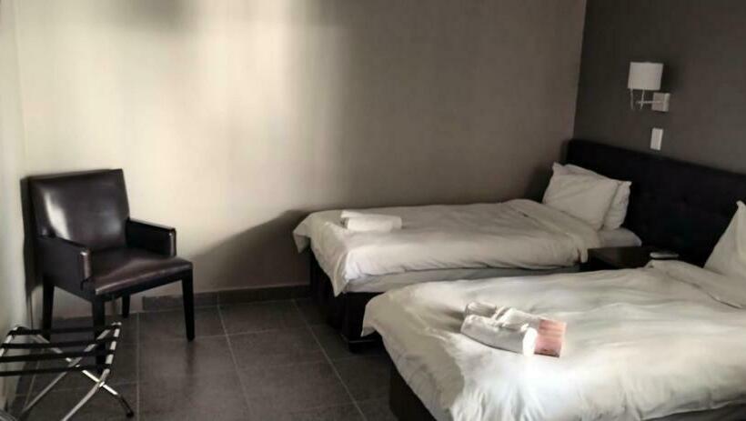 스탠다드 룸, Calvinia