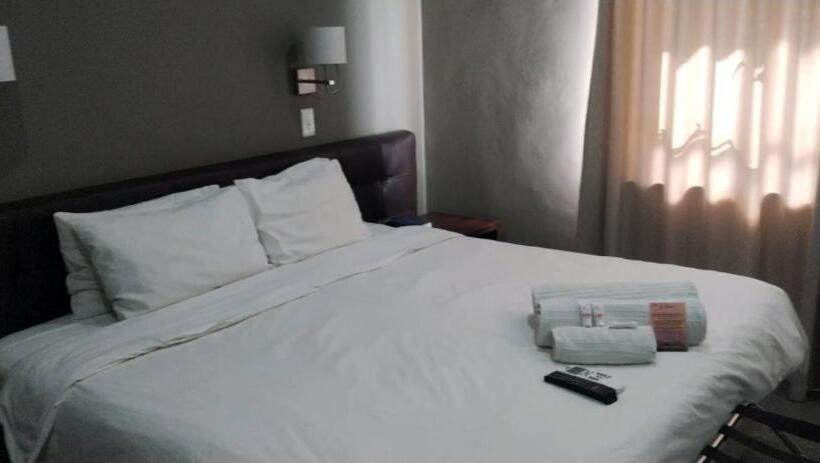 스탠다드 룸, Calvinia