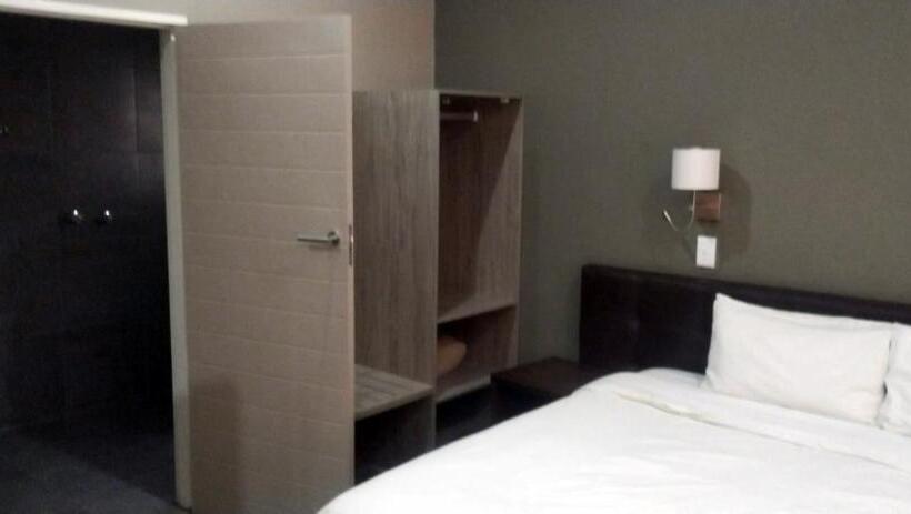 스탠다드 룸, Calvinia