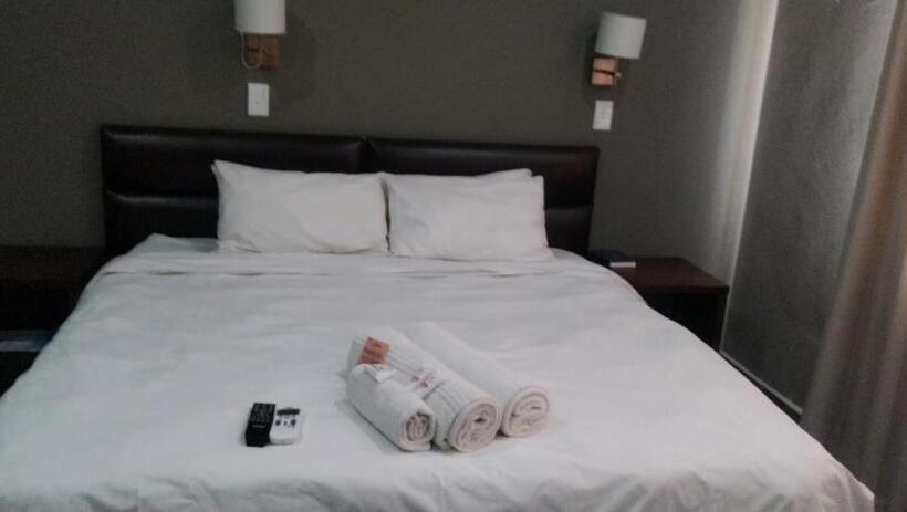 스탠다드 룸, Calvinia