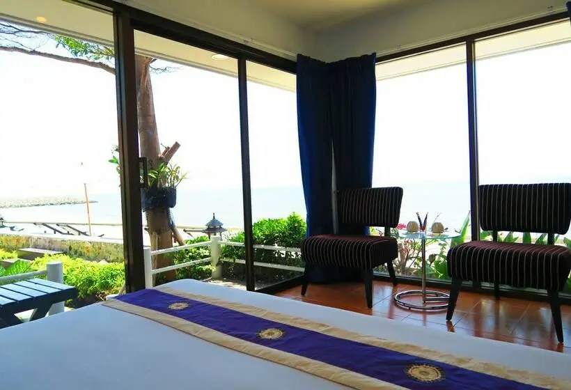 キャビン, Chomtalay Resort At Had Chaosamran Beach