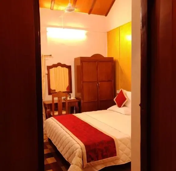 デラックスルーム, Kstdc Hotel Mayura Gerusoppa, Jogfalls