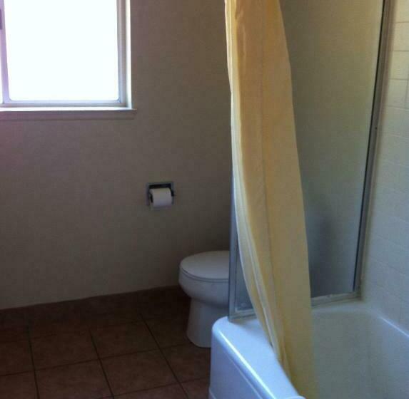 스탠다드 룸, Golden Chain Motel