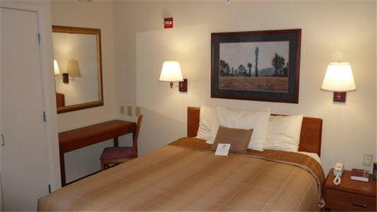 Люкс, Candlewood Suites Newport News Yorktown, An Ihg