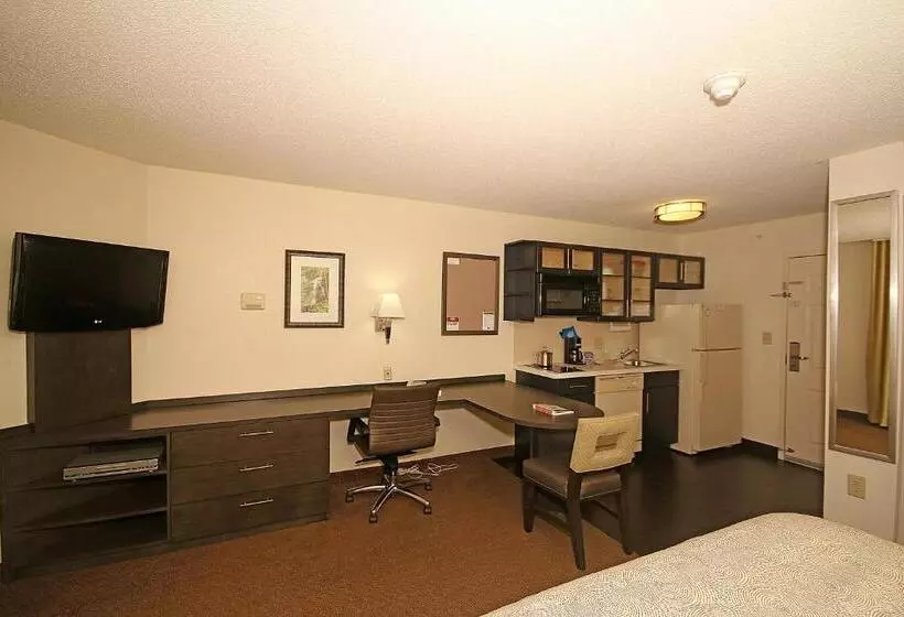 スタンダードスタジオ, Candlewood Suites Newport News Yorktown, An Ihg