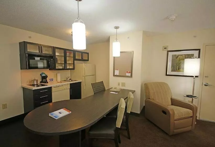 スイート, Candlewood Suites Newport News Yorktown, An Ihg