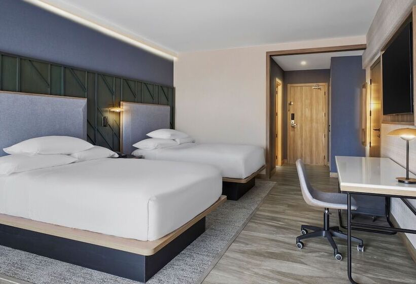 수피리어 룸, Courtyard By Marriott San Jose Escazu