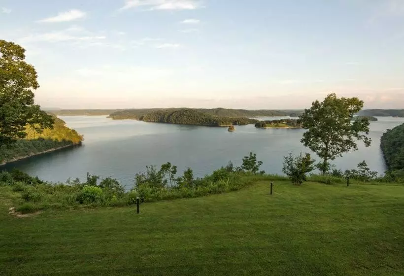 ２ダブルベッドのスタンダードルーム, Dale Hollow Lake State Resort Park