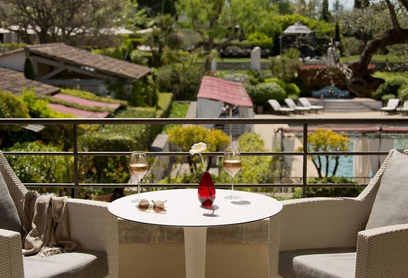 주니어 스위트, Domaine Du Mas De Pierre