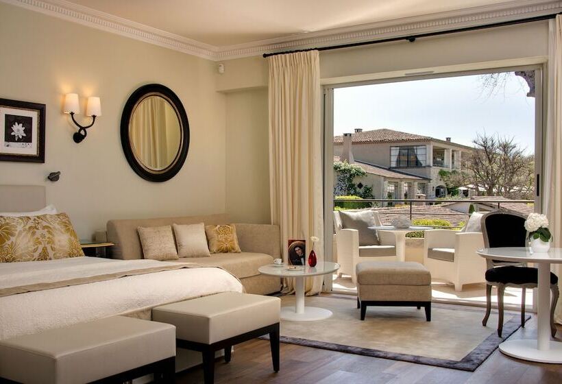 ジュニアスイート, Domaine Du Mas De Pierre