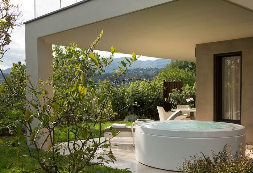 プレステージスイート, Domaine Du Mas De Pierre