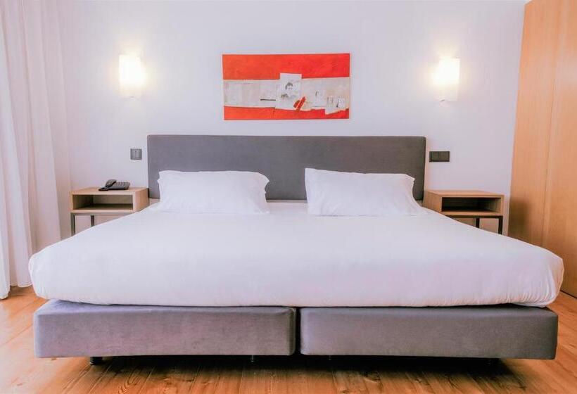 غرفة ديلوكس مزودة بشرفة, Monte Prado Hotel & Spa