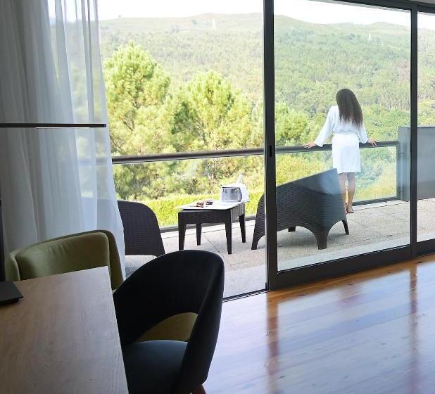 غرفة ديلوكس مزودة بشرفة, Monte Prado Hotel & Spa