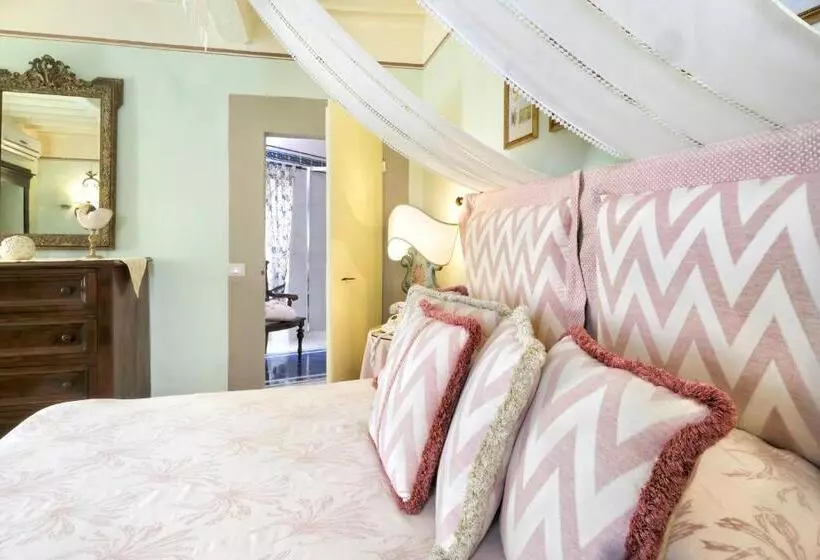 اتاق لوکس, Il Falconiere Relais & Spa