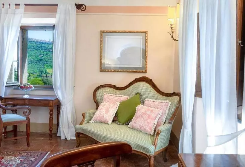 سوییت جونیور, Il Falconiere Relais & Spa