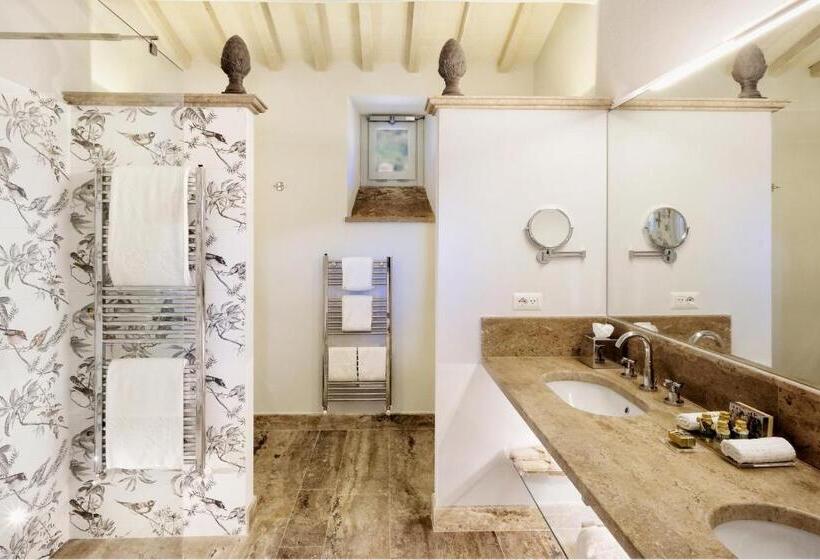 Полулюкс, Il Falconiere Relais & Spa
