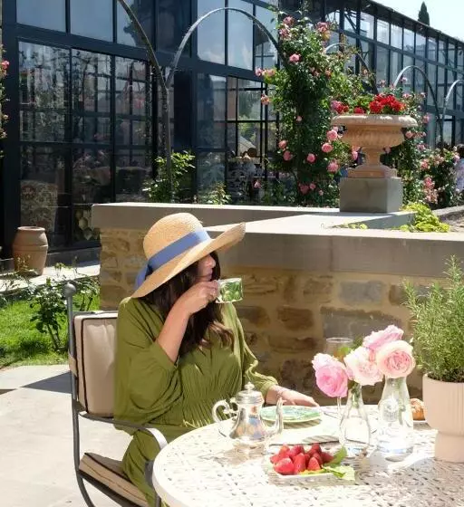 سوئیت با بالکن, Il Falconiere Relais & Spa