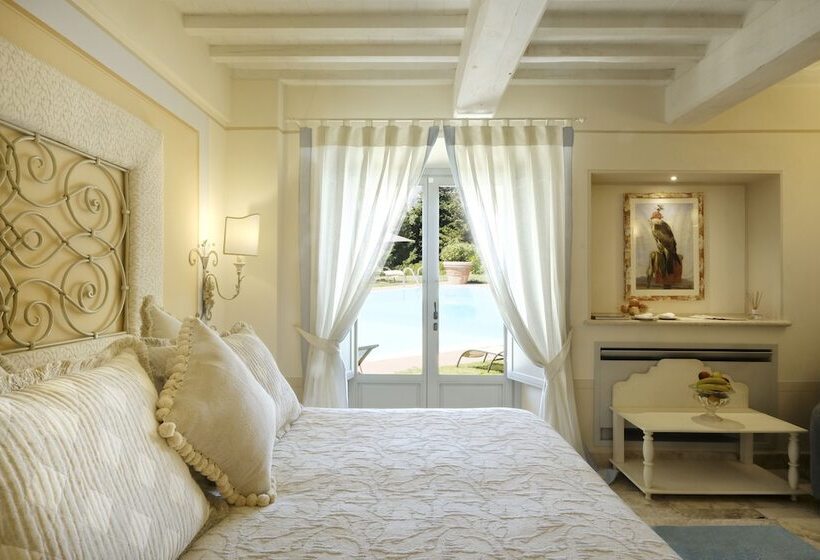 Quarto Deluxe, Il Falconiere Relais & Spa