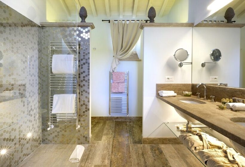 Полулюкс, Il Falconiere Relais & Spa