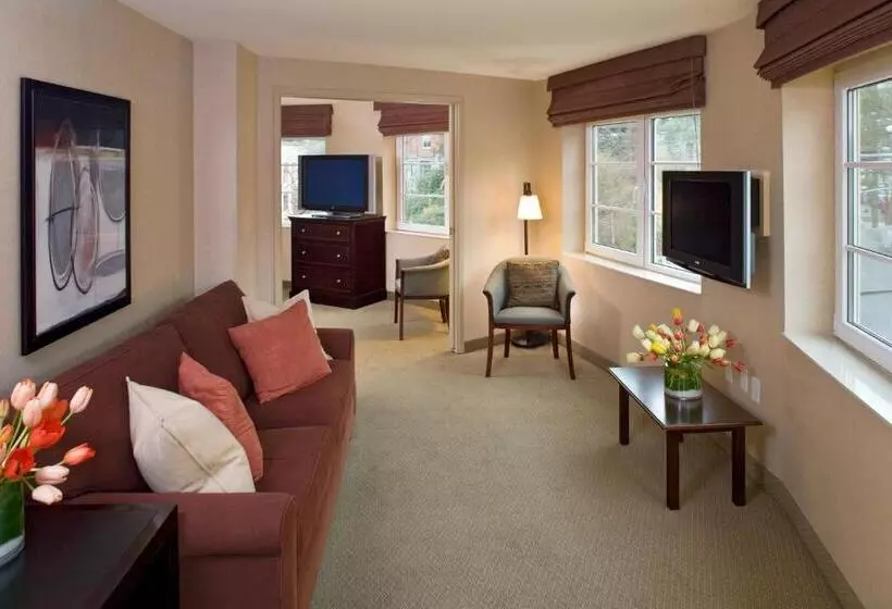 キングサイズベッドのスイートルーム, Silver Cloud Hotel   Seattle Broadway