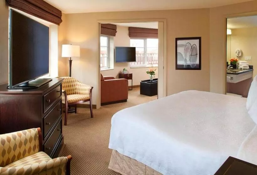 キングサイズベッドのスイートルーム, Silver Cloud Hotel   Seattle Broadway