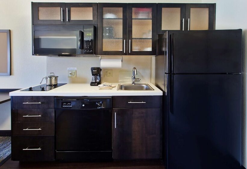 סוויטה, Sonesta Simply Suites Austin South
