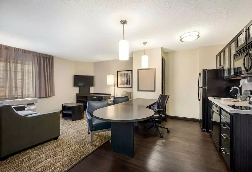 身障者適用スイートルーム, Sonesta Simply Suites Plano Frisco